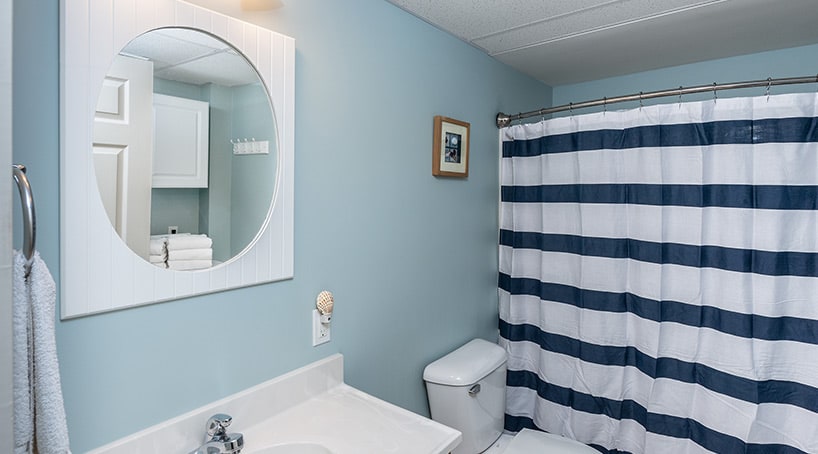 CARRIAGE HOUSE photo 24